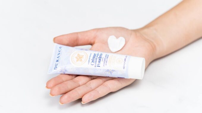 ACEITE DE BORRAJA - Crema para manos y uñas 50 ml - Imagen 5