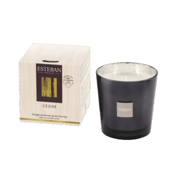 Perfuma tu hogar con la vela perfumada Cèdre de 450 gr.