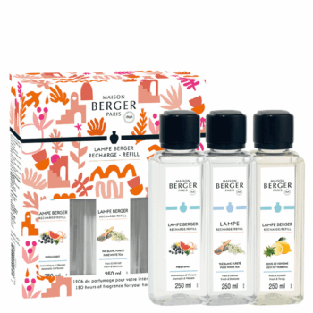Perfuma y purifica el entorno de tu hogar con los líquidos para lámpara catalítica de este triopack Summer, con 3 aromas de Maison Berger, alta perfumería de hogar