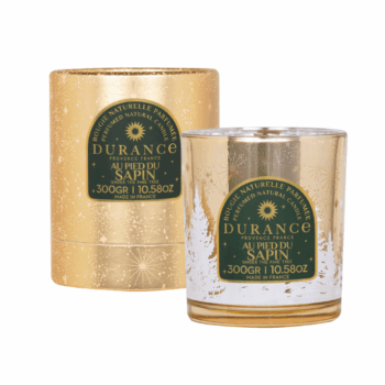 Perfuma tu hogar con un toque acogedor con la vela perfumada natural de aroma navideño Al Pie del Abeto 300 gr de Durance