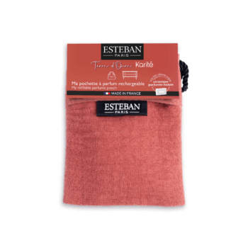 Perfuma los pequeños rincones de tu hogar con la bolsita perfumada recargable para armarios Terre d'Ocre Karité de Esteban Paris