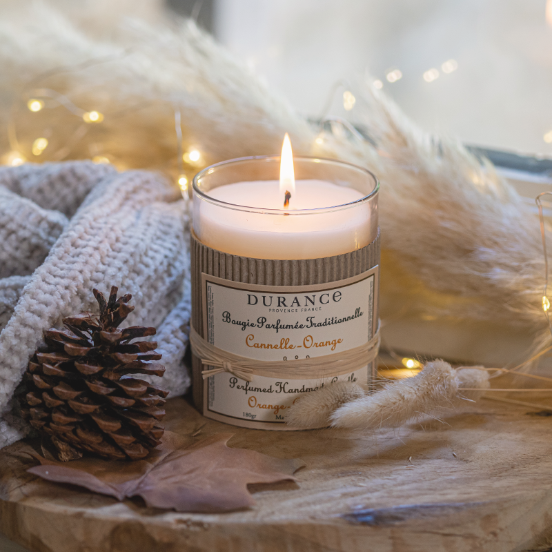 vela de cera consumiéndose